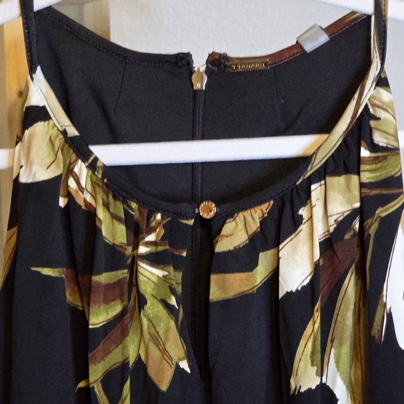 T Tahari Black and Brown Leaf Print Jumpsuit. Size L. nwt. - Picture 8 of 9
